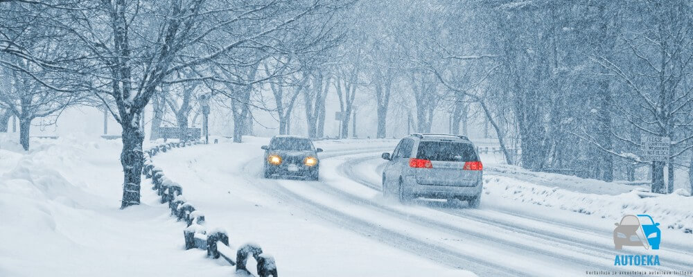 autoilu talvella